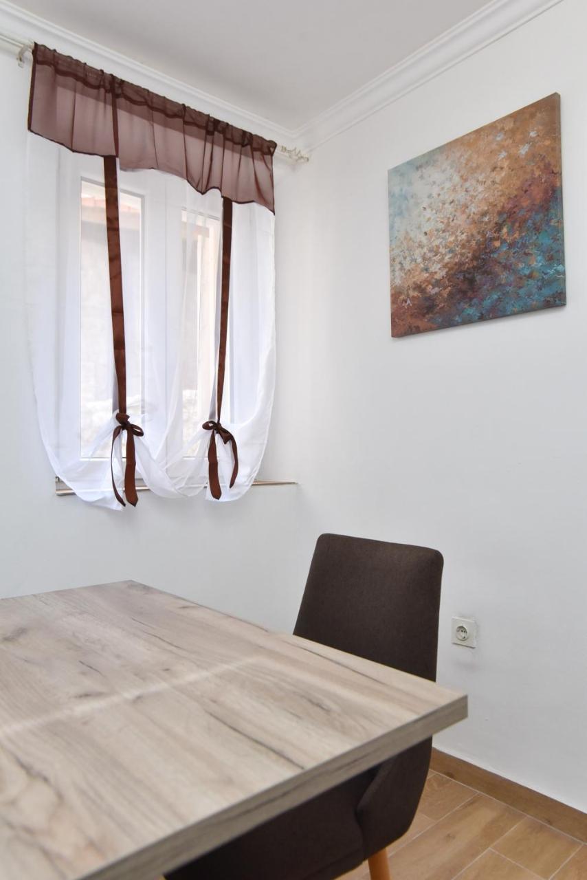 Palm Square 1 Old Town Apt Διαμέρισμα Μπούντβα Εξωτερικό φωτογραφία