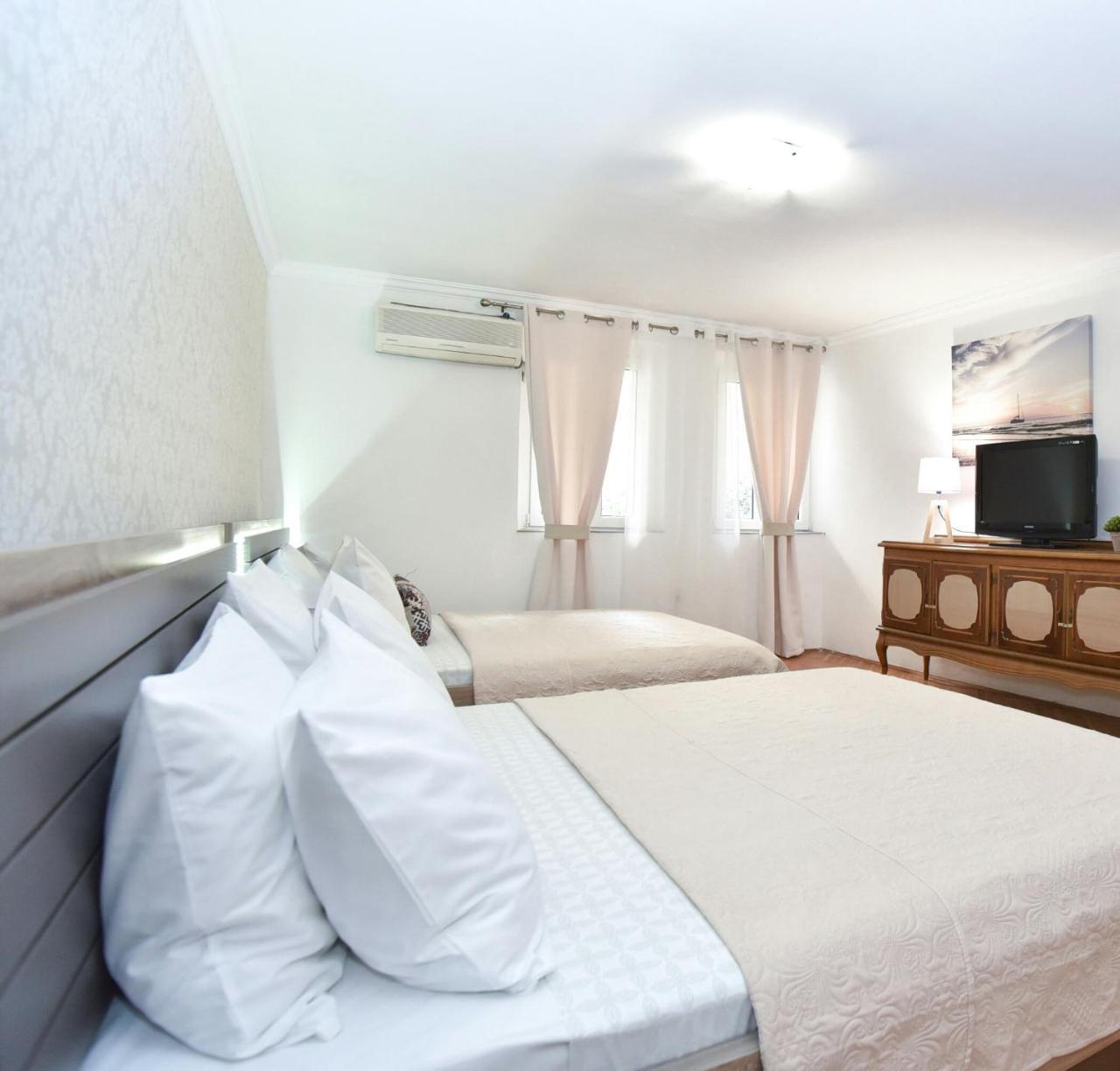 Palm Square 1 Old Town Apt Διαμέρισμα Μπούντβα Εξωτερικό φωτογραφία