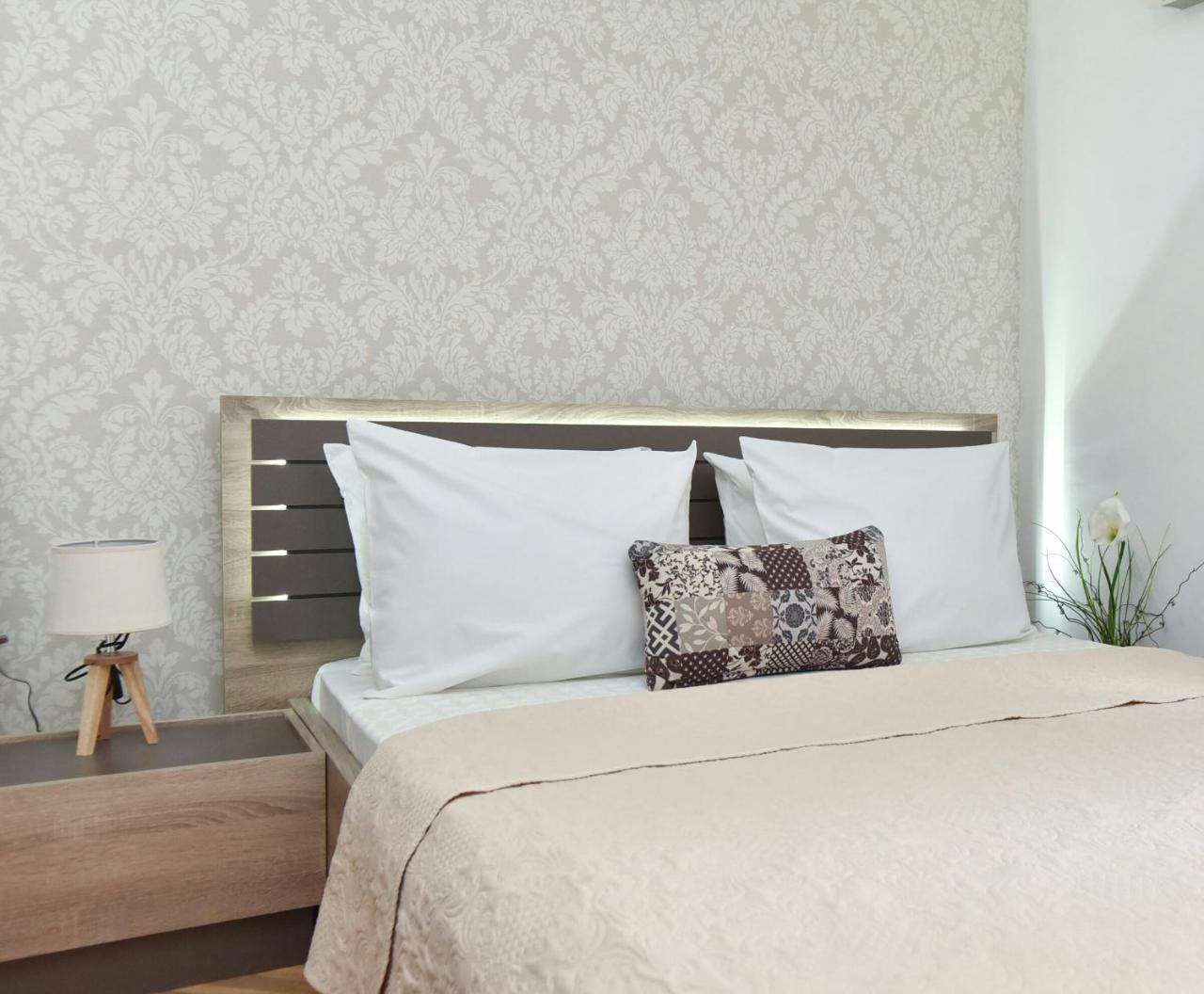 Palm Square 1 Old Town Apt Διαμέρισμα Μπούντβα Εξωτερικό φωτογραφία