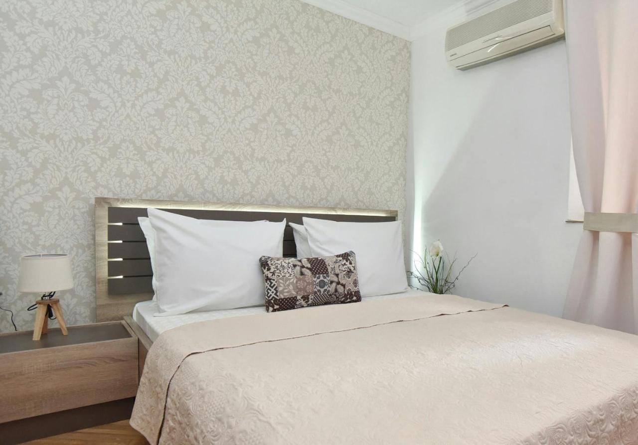 Palm Square 1 Old Town Apt Διαμέρισμα Μπούντβα Εξωτερικό φωτογραφία