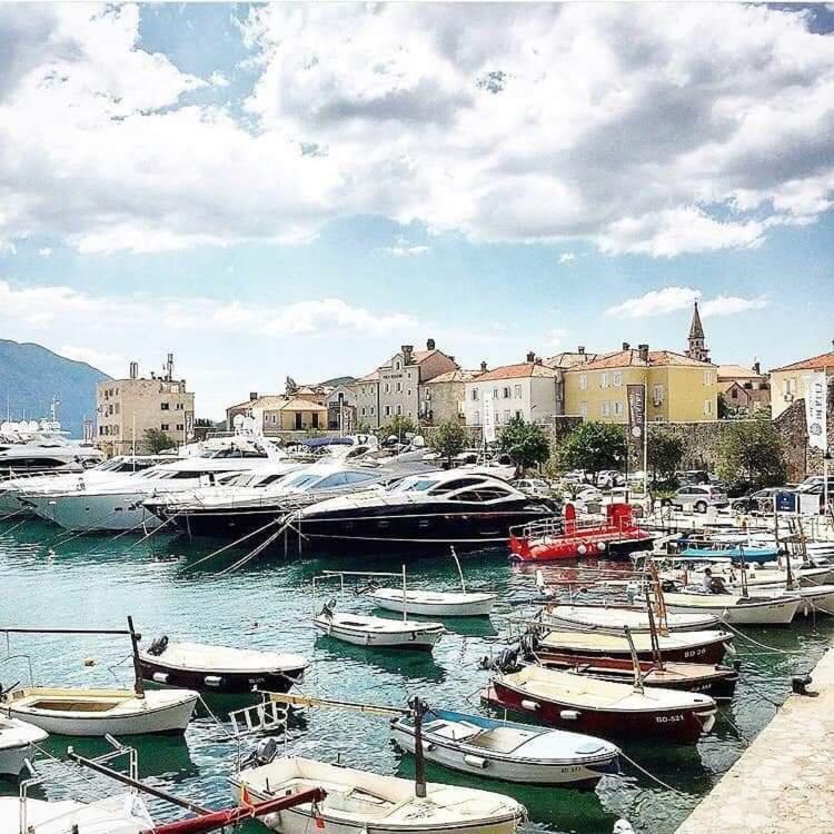 Palm Square 1 Old Town Apt Διαμέρισμα Μπούντβα Εξωτερικό φωτογραφία